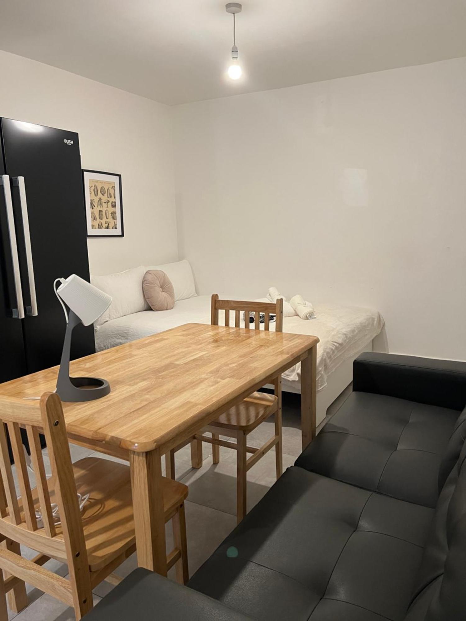 Lovely Double Rooms In Euston & Square In Central Londen Buitenkant foto